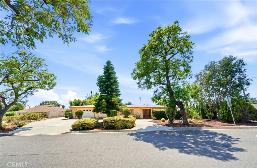 Image 1 of property listing at 10007 Bogardus Avenue, Whittier, CA 90603
