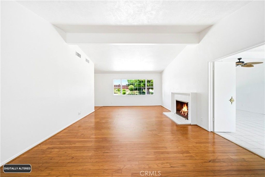 Image 17 of property listing at 10007 Bogardus Avenue, Whittier, CA 90603
