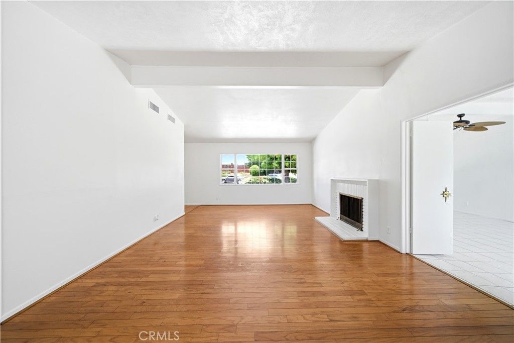 Image 18 of property listing at 10007 Bogardus Avenue, Whittier, CA 90603