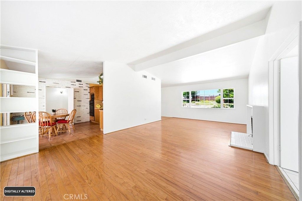 Image 21 of property listing at 10007 Bogardus Avenue, Whittier, CA 90603