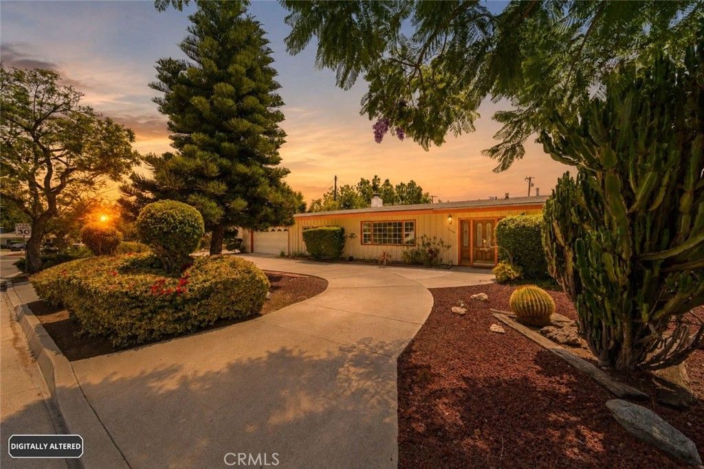 Image 5 of property listing at 10007 Bogardus Avenue, Whittier, CA 90603