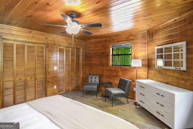 136 Fox Run Drive, Blue Ridge, GA 30513
