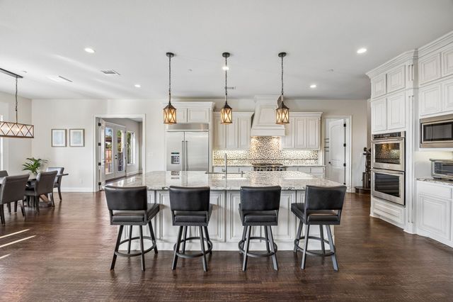 1015 Steel Dust Road, Frisco, TX 75036