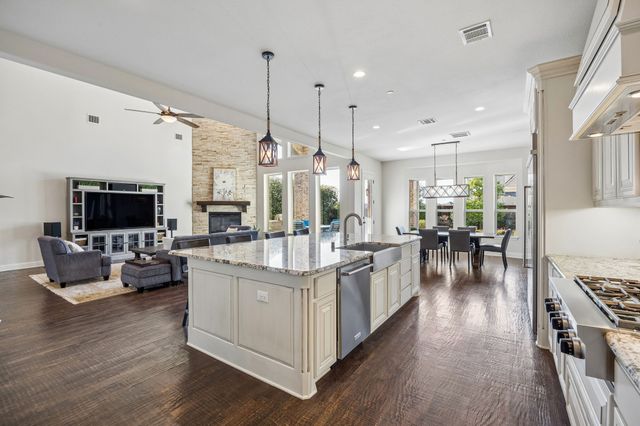 1015 Steel Dust Road, Frisco, TX 75036