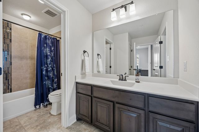 1015 Steel Dust Road, Frisco, TX 75036