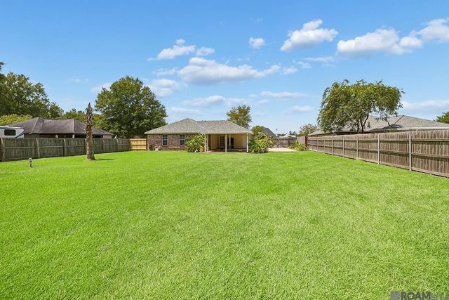 32340 Avants Rd, Walker, LA 70785