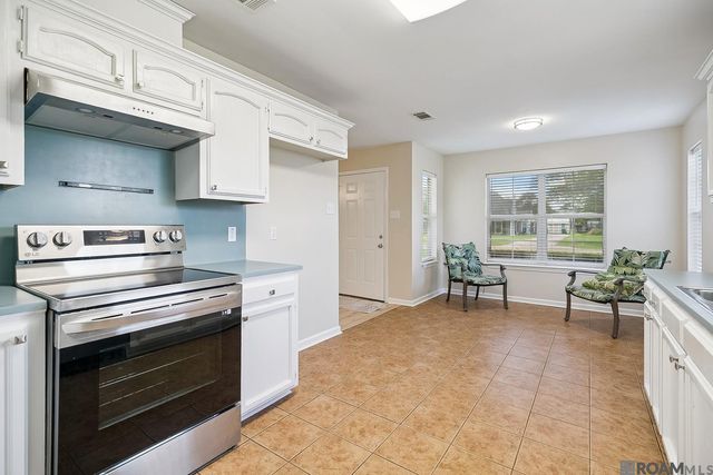 32340 Avants Rd, Walker, LA 70785