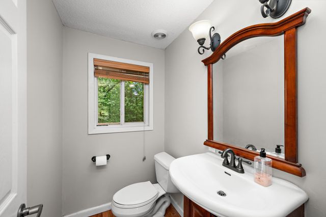 5200 Greenwood Circle, Excelsior, MN 55331