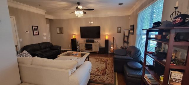 2310 Elliott Ave Apt 701, Nashville, TN 37204