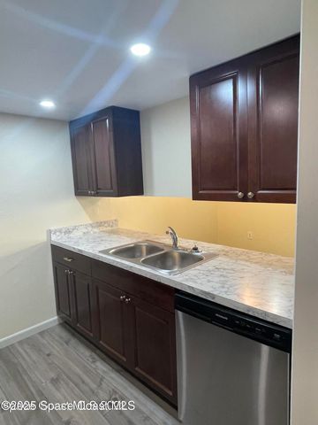 119 San Paulo Circle 7-119, West Melbourne, FL 32904