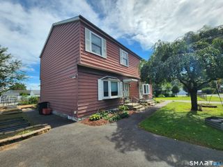 509-511 Roosevelt Drive, Derby, CT 06418