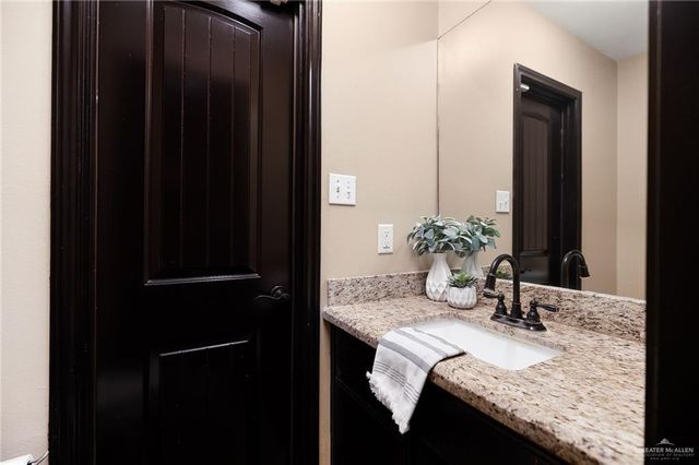 4404 Zinnia Avenue, Mcallen, TX 78504