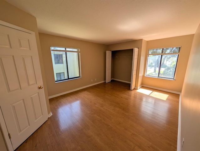 150 Pineview Road Apt E6, Jupiter, FL 33469