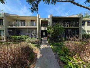 150 Pineview Road Apt E6, Jupiter, FL 33469