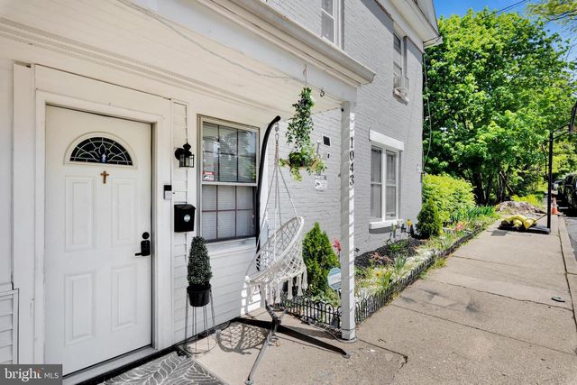 1043 W NESQUEHONING ST, Easton, PA 18042