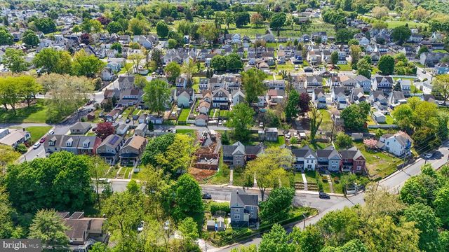 1043 W NESQUEHONING ST, Easton, PA 18042