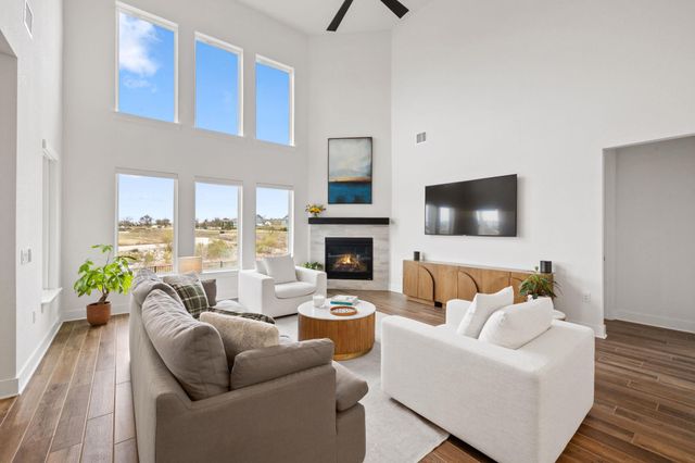 8600 Lefrak DR, Austin, TX 78744