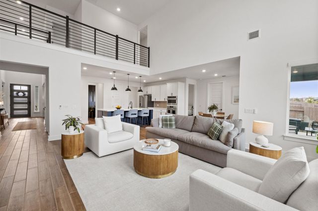 8600 Lefrak DR, Austin, TX 78744