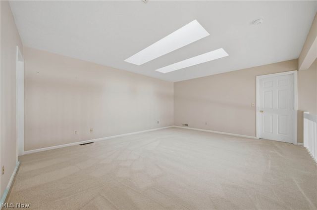 762 Hunters Trail, Akron, OH 44313