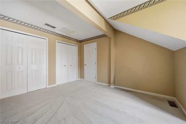 762 Hunters Trail, Akron, OH 44313