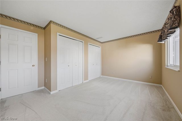 762 Hunters Trail, Akron, OH 44313