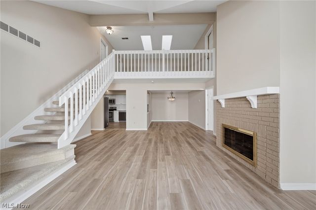 762 Hunters Trail, Akron, OH 44313