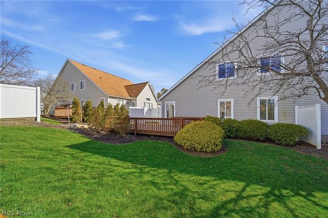 762 Hunters Trail, Akron, OH 44313