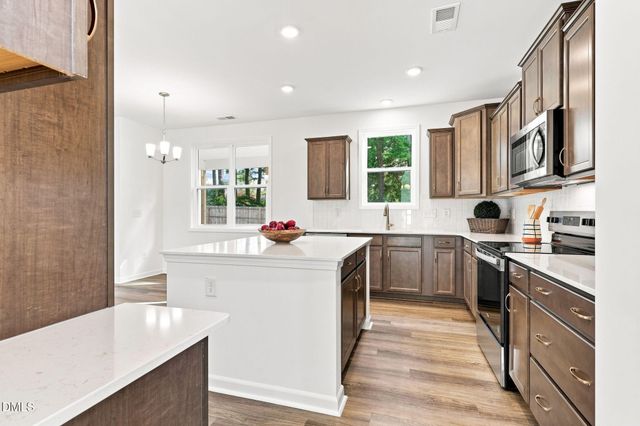 69 White Azalea Way, Benson, NC 27504