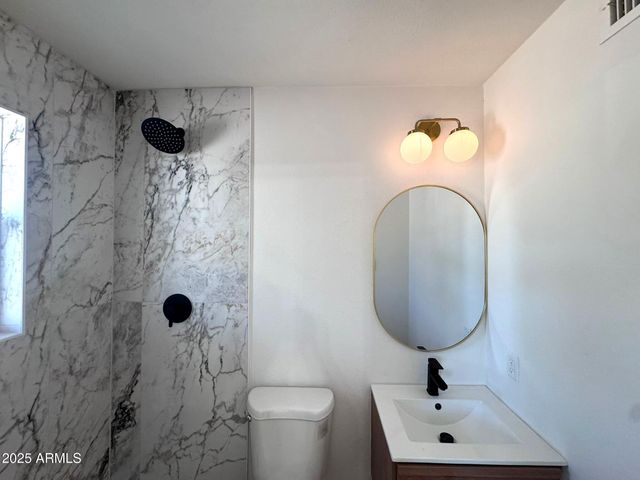 3137 W TURNEY Avenue, Phoenix, AZ 85017