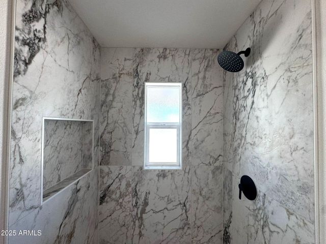 3137 W TURNEY Avenue, Phoenix, AZ 85017