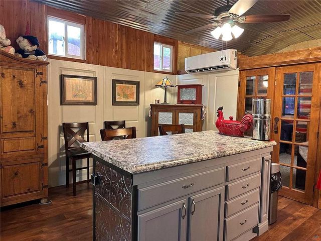 10910 Watchtower Lane, Warsaw, MO 65355