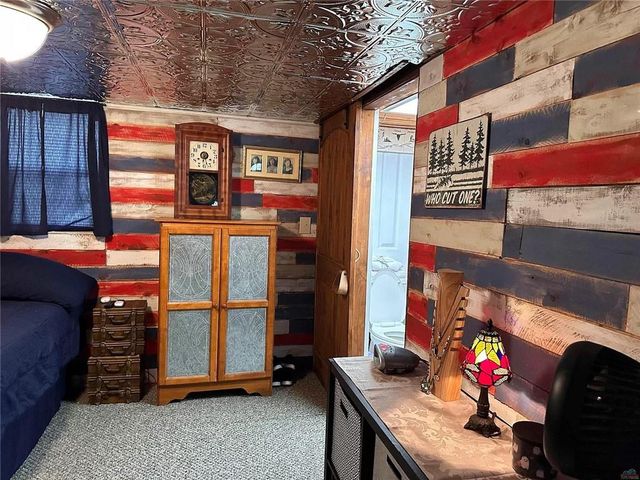 10910 Watchtower Lane, Warsaw, MO 65355