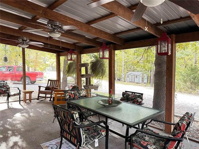 10910 Watchtower Lane, Warsaw, MO 65355