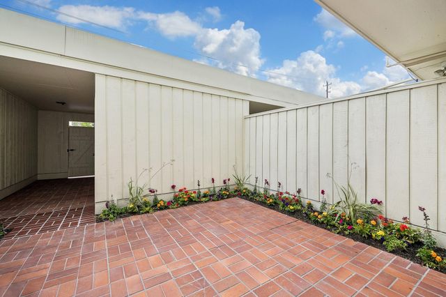 12751 Huntingwick Drive 145, Houston, TX 77024