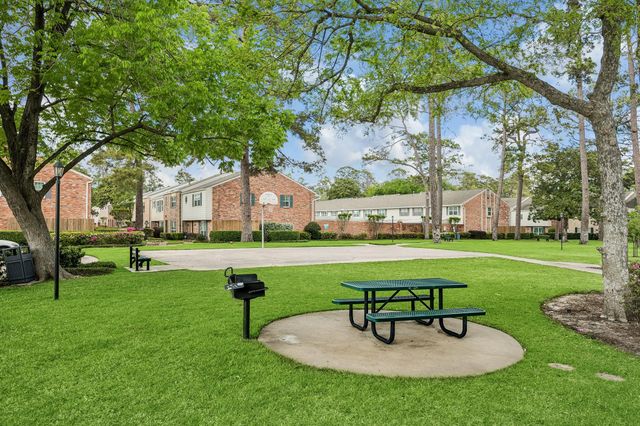 12751 Huntingwick Drive 145, Houston, TX 77024