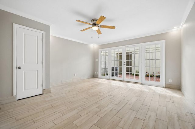 12751 Huntingwick Drive 145, Houston, TX 77024