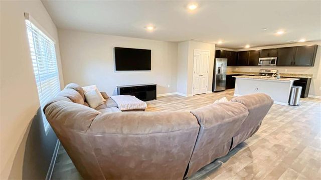 135 Jeannah Glen, South Fulton, GA 30291