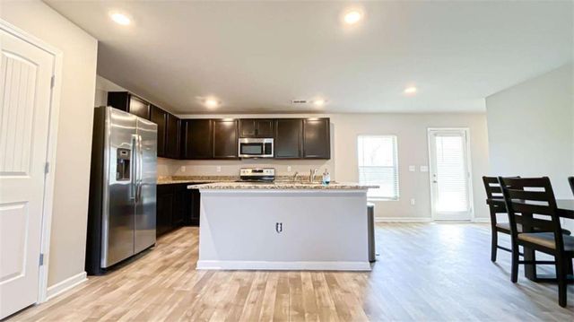 135 Jeannah Glen, South Fulton, GA 30291