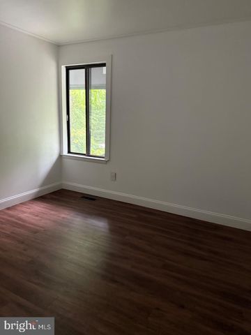 208 PHEASANT RUN DR, Paoli, PA 19301
