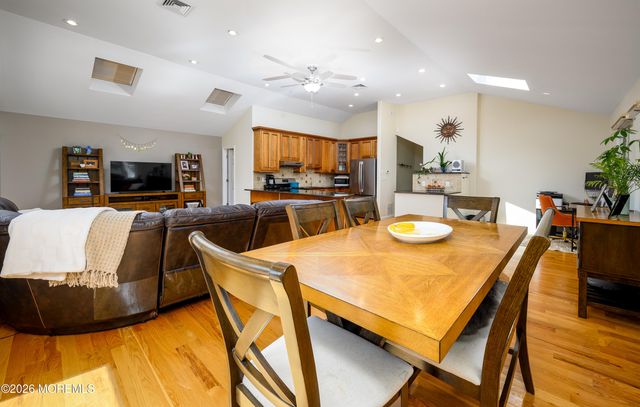 2 Willow Street, Port Monmouth, NJ 07758