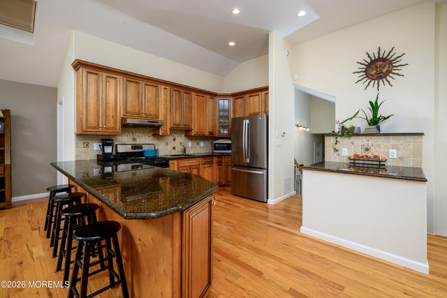 2 Willow Street, Port Monmouth, NJ 07758