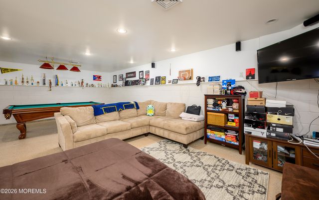 2 Willow Street, Port Monmouth, NJ 07758