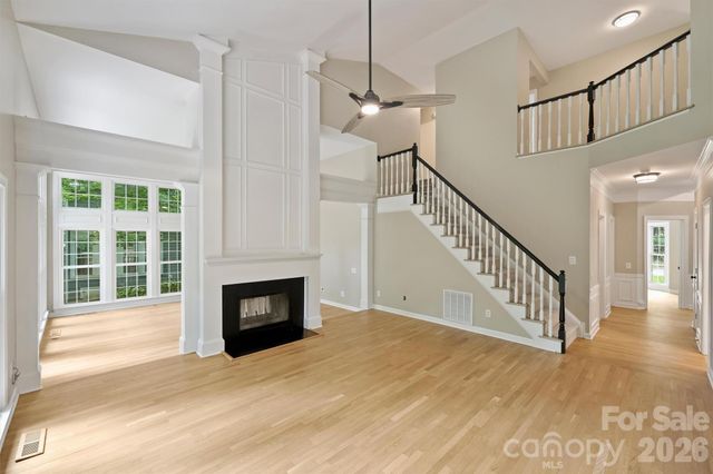 5317 Fairvista Drive, Charlotte, NC 28269