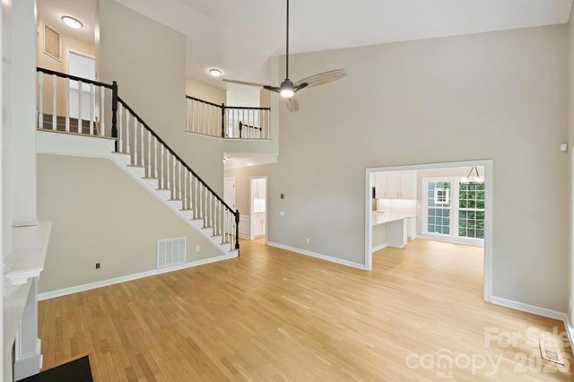 5317 Fairvista Drive, Charlotte, NC 28269