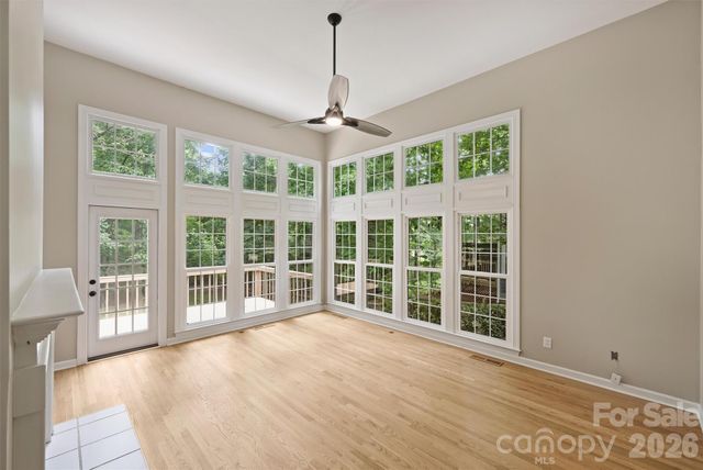 5317 Fairvista Drive, Charlotte, NC 28269