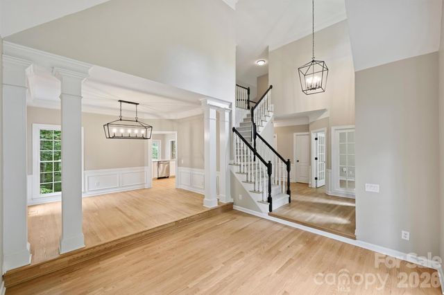 5317 Fairvista Drive, Charlotte, NC 28269