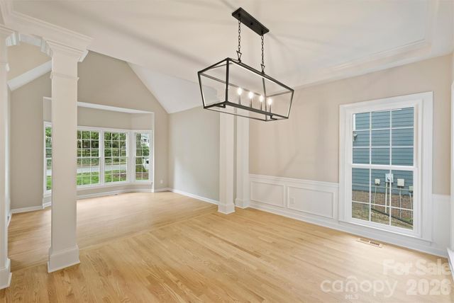 5317 Fairvista Drive, Charlotte, NC 28269