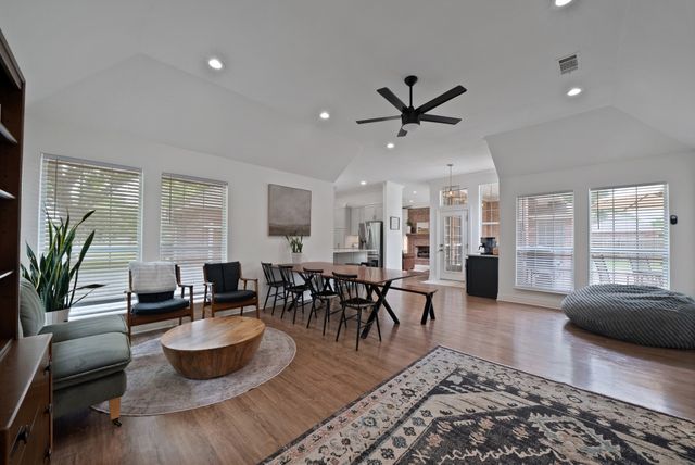 3105 Sunset Lane, Dalworthington Gardens, TX 76016