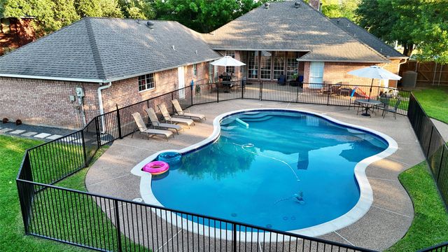 3105 Sunset Lane, Dalworthington Gardens, TX 76016
