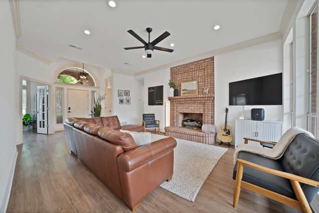 3105 Sunset Lane, Dalworthington Gardens, TX 76016